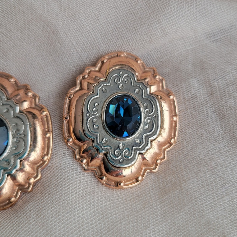 Vintage 1928 Mixed Metal Blue Crystal Clip On‎ Earrings 1980s Victorian Revival - Picture 2 of 7